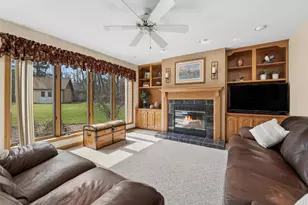 4845 Macwood Dr, Richmond, IL 60071 - Photo 7