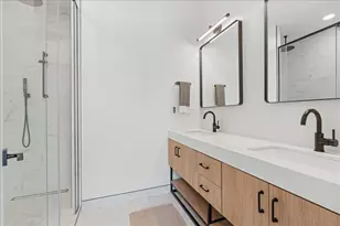 2611 W Haddon Ave, Chicago, IL 60622 - Photo 11