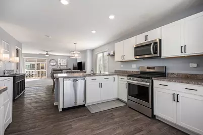 3825 Honeysuckle Lane, Elgin, IL 60124 - Photo 3