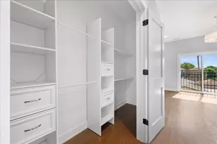 6241 S Woodlawn Ave, Chicago, IL 60637 - Photo 11