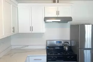 1672 Evergreen Ave, Hanover Park, IL 60133 - Photo 11