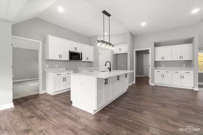 909 Bainbridge Court, Sandwich, IL 60548 - Photo 9
