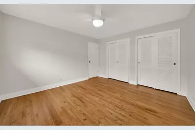 2006 W Farwell Avenue, Chicago, IL 60645 - Photo 13