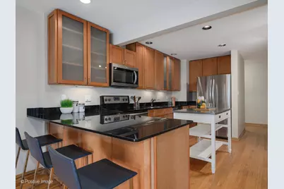 [Address not provided], Chicago, IL 60625 - Photo 7