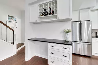 1350 W Belmont Avenue #B, Chicago, IL 60657 - Photo 13