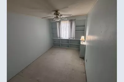 906 40th Street Court, Moline, IL 61265 - Photo 9