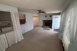 906 40th St Ct, Moline, IL 61265 - Photo 13