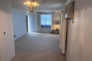 906 40th St Ct, Moline, IL 61265 - Photo 15