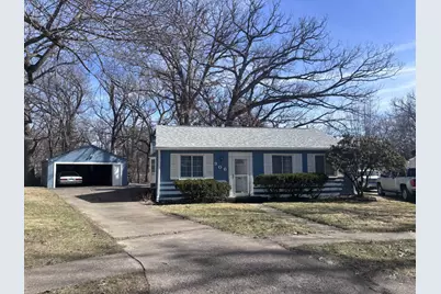 906 40th Street Court, Moline, IL 61265 - Photo 1