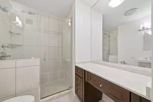 3150 N Lake Shore Dr, Chicago, IL 60657 - Photo 15