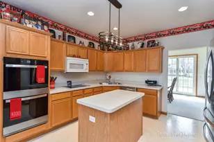 4263 Stableford Ln, Naperville, IL 60564 - Photo 11