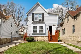 7 S Cagwin Ave, Joliet, IL 60436 - Photo 1