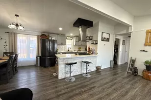 22 Hearthside Dr, Matteson, IL 60443 - Photo 3