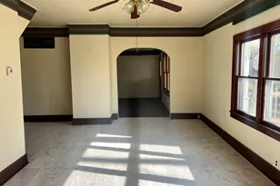 207 SW 6th St, Atlanta, IL 61723 - Photo 3