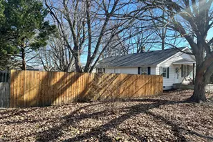 207 SW 6th St, Atlanta, IL 61723 - Photo 19