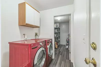 [Address not provided], Lindenhurst, IL 60046 - Photo 19