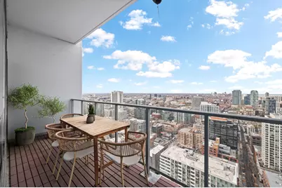 303 W Ohio Street #3702, Chicago, IL 60654 - Photo 9