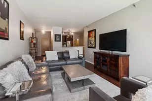123 S Green St, Chicago, IL 60607 - Photo 5