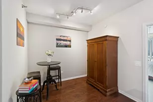 123 S Green St, Chicago, IL 60607 - Photo 13