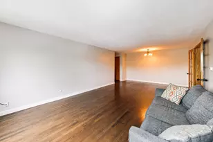 750 Dempster St, Mount Prospect, IL 60056 - Photo 5