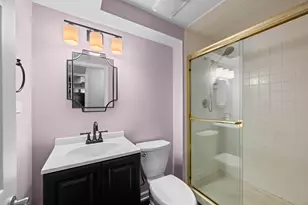 1919 N Pinetree Dr, Arlington Heights, IL 60004 - Photo 17