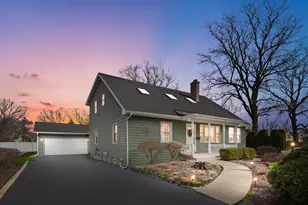 1740 Idlewild Ln, Homewood, IL 60430 - Photo 1