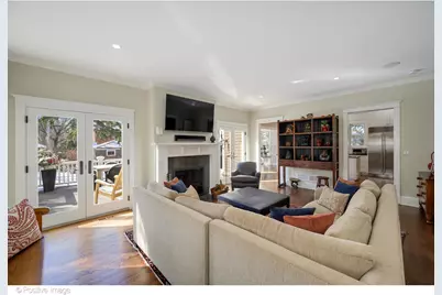 809 Elmwood Avenue, Wilmette, IL 60091 - Photo 13