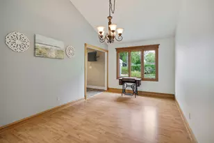 550 Hackberry Rd, Frankfort, IL 60423 - Photo 11