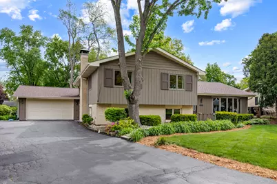550 Hackberry Road, Frankfort, IL 60423 - Photo 1