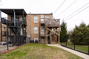4326 S Calumet Ave, Chicago, IL 60653 - Photo 19
