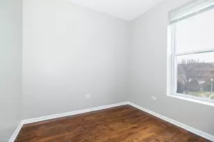 4326 S Calumet Ave, Chicago, IL 60653 - Photo 9