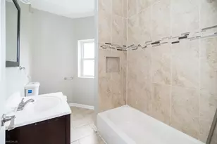4326 S Calumet Ave, Chicago, IL 60653 - Photo 17
