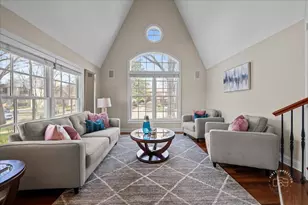 427 S Sleight St, Naperville, IL 60540 - Photo 5