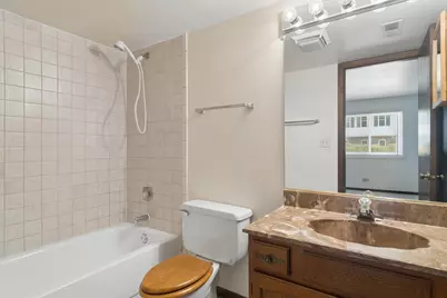 129 W Brandon Court #D14, Palatine, IL 60067 - Photo 9