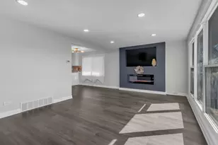 11521 S Justine St, Chicago, IL 60643 - Photo 13