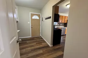 7838 W 73rd Pl, Bridgeview, IL 60455 - Photo 7