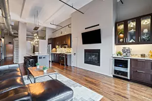 1000 W Washington Blvd, Chicago, IL 60607 - Photo 3