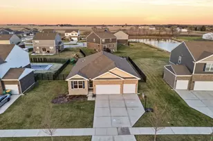 26213 S Castle Blvd, Manhattan, IL 60442 - Photo 1