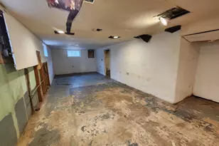 143 E 119th St, Chicago, IL 60628 - Photo 17