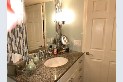 3850 W Bryn Mawr Avenue #301, Chicago, IL 60659 - Photo 15