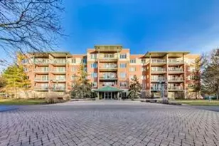 3850 W Bryn Mawr Ave, Chicago, IL 60659 - Photo 1