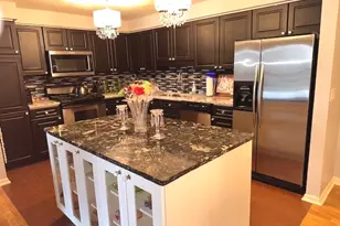 3850 W Bryn Mawr Ave, Chicago, IL 60659 - Photo 7