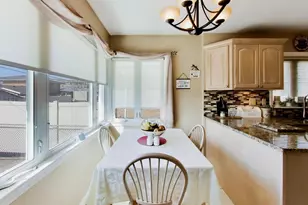 8547 W St Joseph Ave, Chicago, IL 60656 - Photo 9