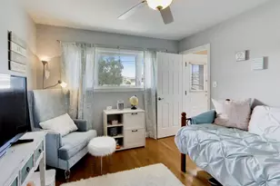 8547 W St Joseph Ave, Chicago, IL 60656 - Photo 17