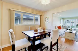 8547 W St Joseph Ave, Chicago, IL 60656 - Photo 5