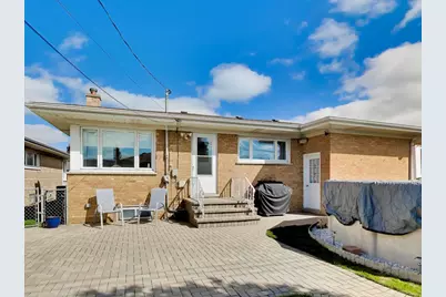 8547 W Saint Joseph Avenue, Chicago, IL 60656 - Photo 25