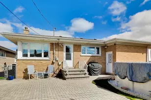 8547 W St Joseph Ave, Chicago, IL 60656 - Photo 25