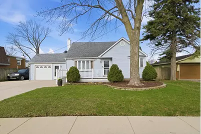 8210 Linder Avenue, Burbank, IL 60459 - Photo 1