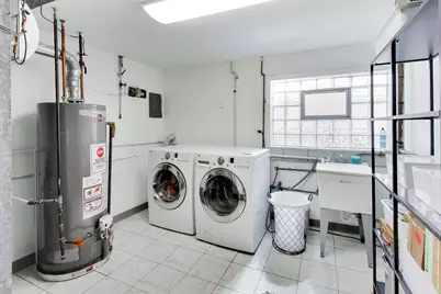 9401 Lavergne Avenue, Skokie, IL 60077 - Photo 17