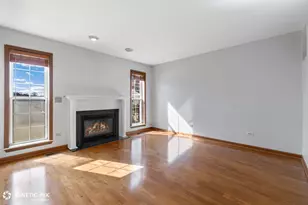 417 Van Gogh Cir, Bolingbrook, IL 60440 - Photo 11